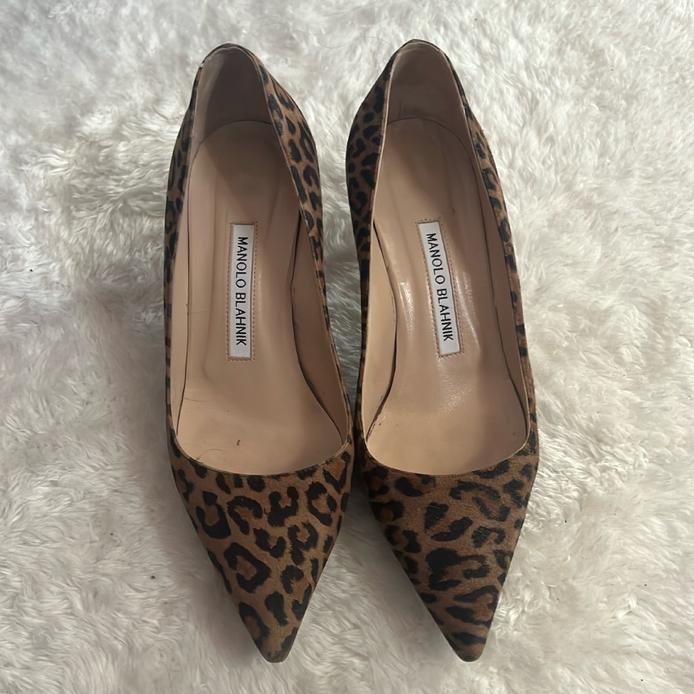 Manolo Blahnik Leopard Suede Kitten Heel Pumps